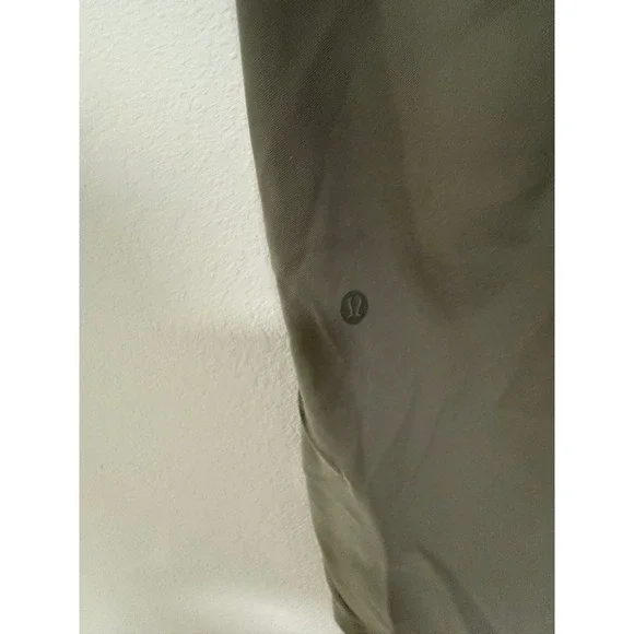 Lululemon Align High Rise Jogger Pants Olive Green Size 4‎ - Picture 5 of 6